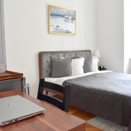 Lovely Apartment In Center 프라하 외부 사진