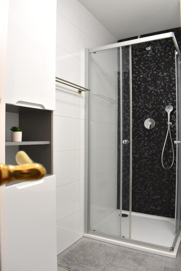Lovely Apartment In Center 프라하 외부 사진